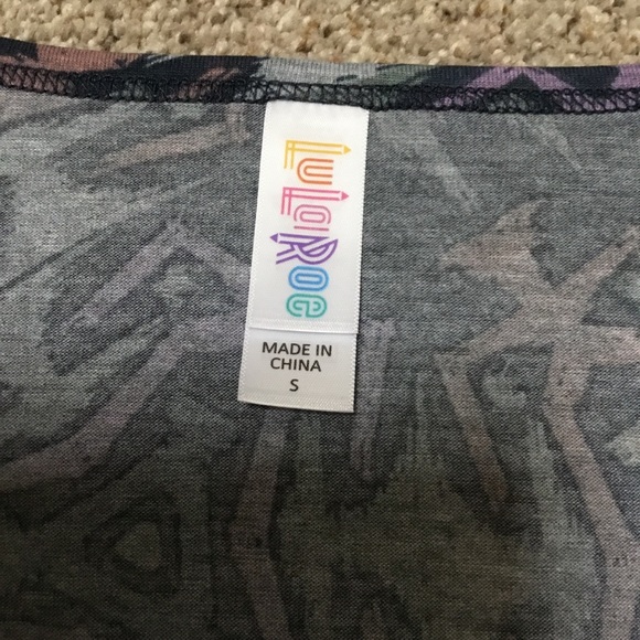 LuLaRoe Perfect Tee S NWT - Picture 3 of 4